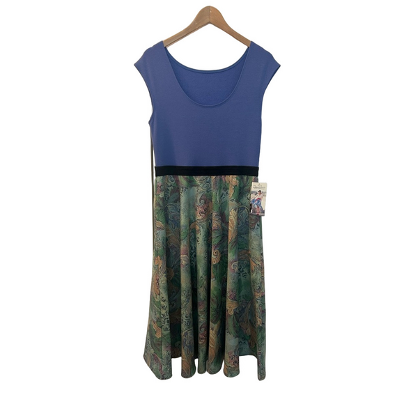 Dresses & Skirts - New Ola Dubois Size Medium Solstice Dress with Pockets